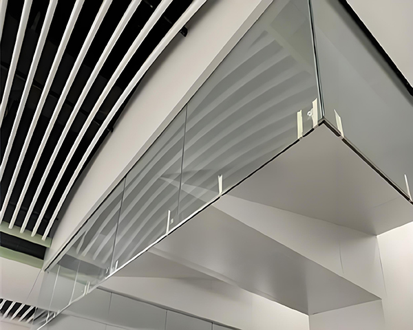 达日玻璃达日挡烟垂壁 达日玻璃达日挡烟垂壁