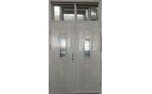 达日学校教室门