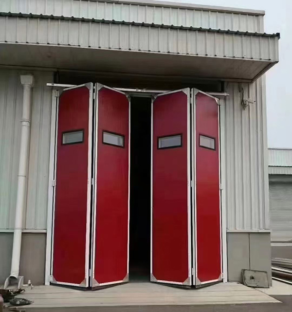 达日工业折叠门在大型装配车间出入口的应用实例